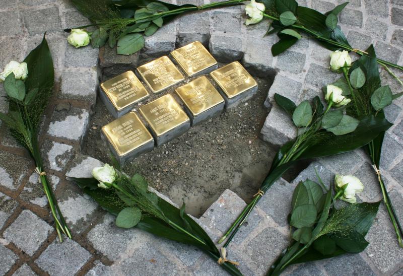  Stolpersteine