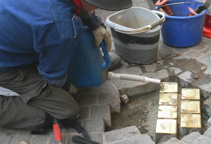  Stolpersteine